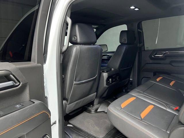 Used 2024 GMC Sierra 1500 AT4 w/ Technology Package AWD/4WD image 42