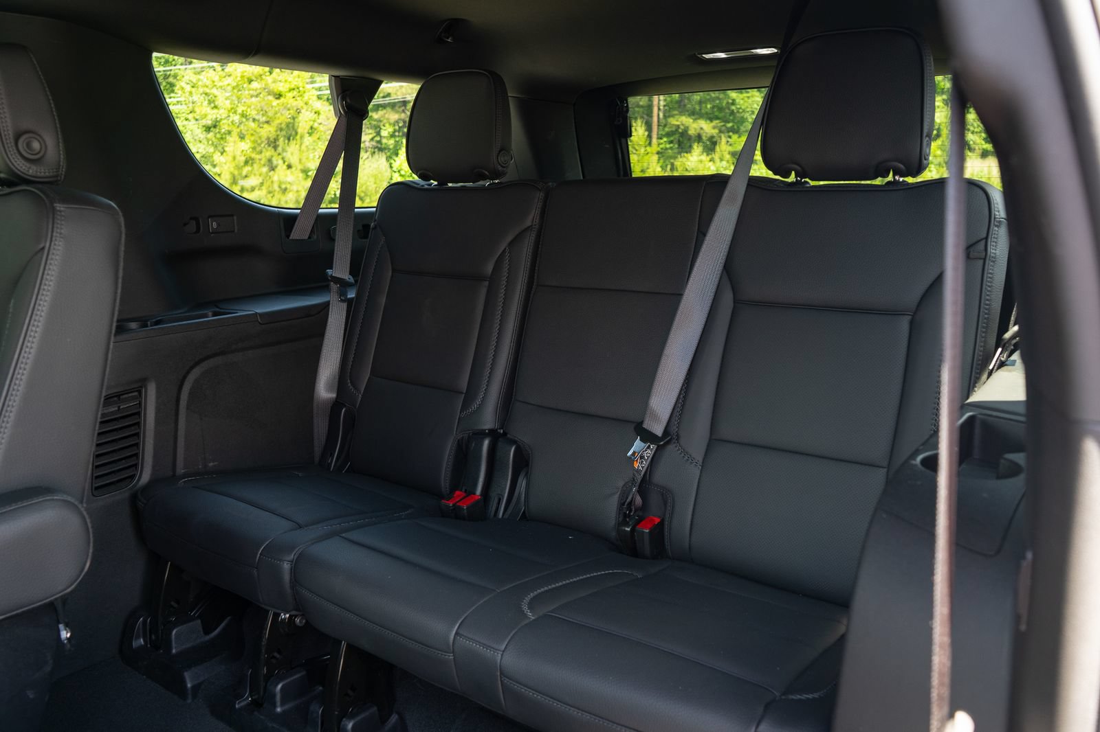 Used 2025 GMC Yukon XL Denali AWD/4WD image 19