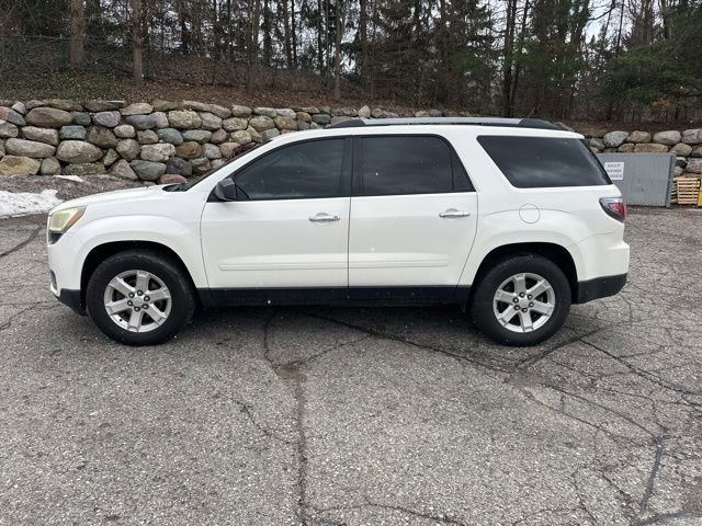 Used 2014 GMC Acadia SLE image 2