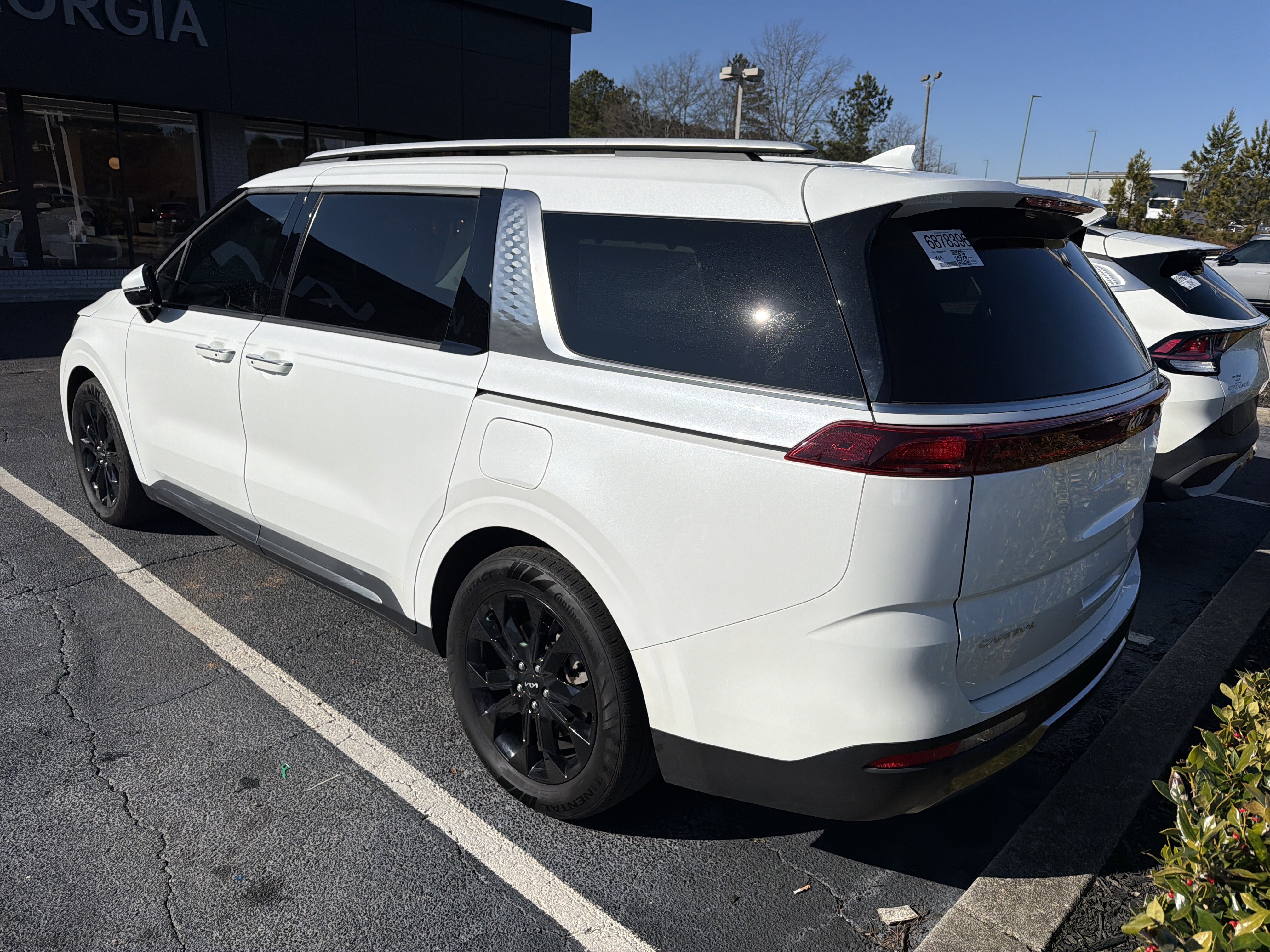 Used 2024 Kia Carnival SX image 5