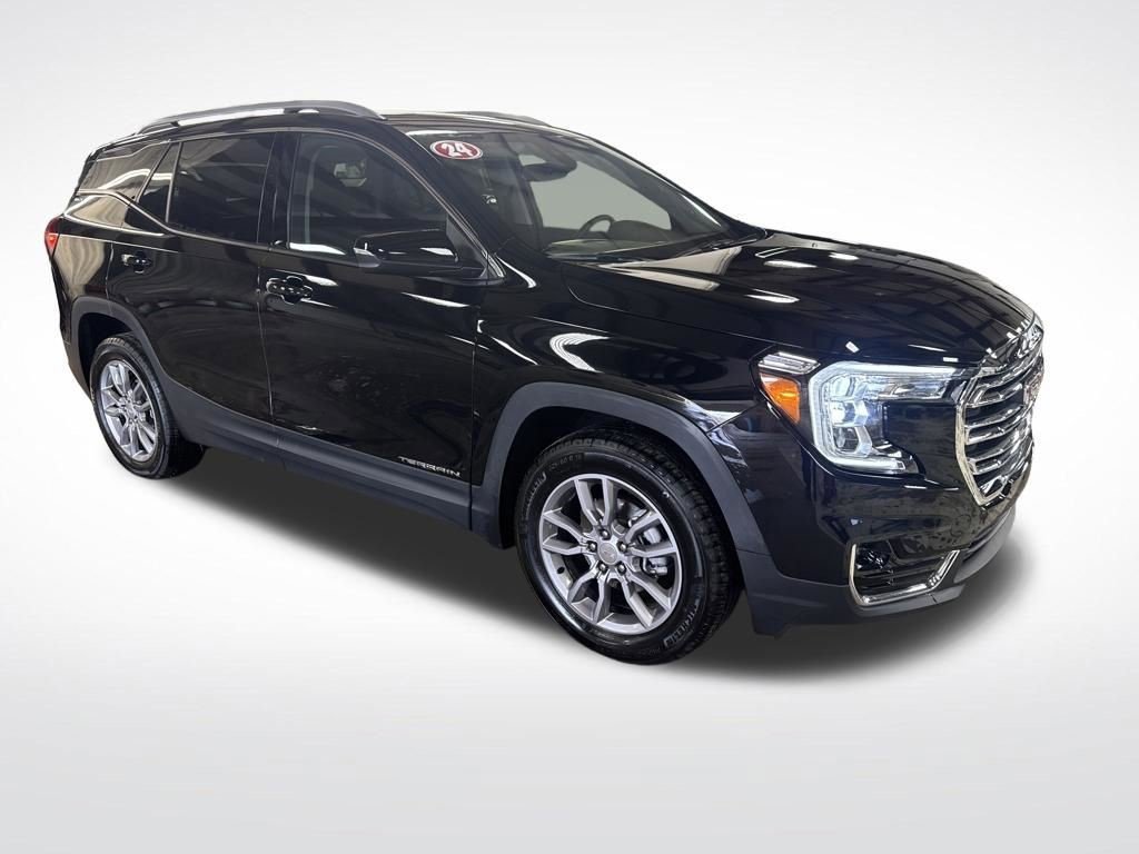 Certified 2024 GMC Terrain SLT w/ LPO, Floor Liner Package AWD/4WD image 7