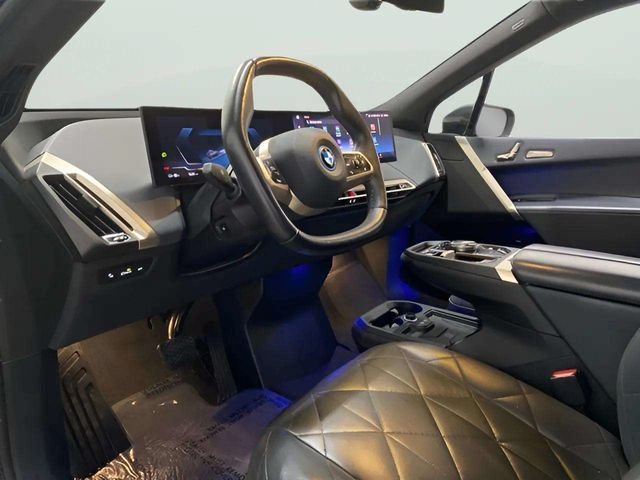 Used 2023 BMW iX xDrive50 AWD/4WD image 20