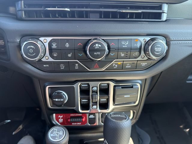 New 2026 Jeep Gladiator Mojave AWD/4WD image 28