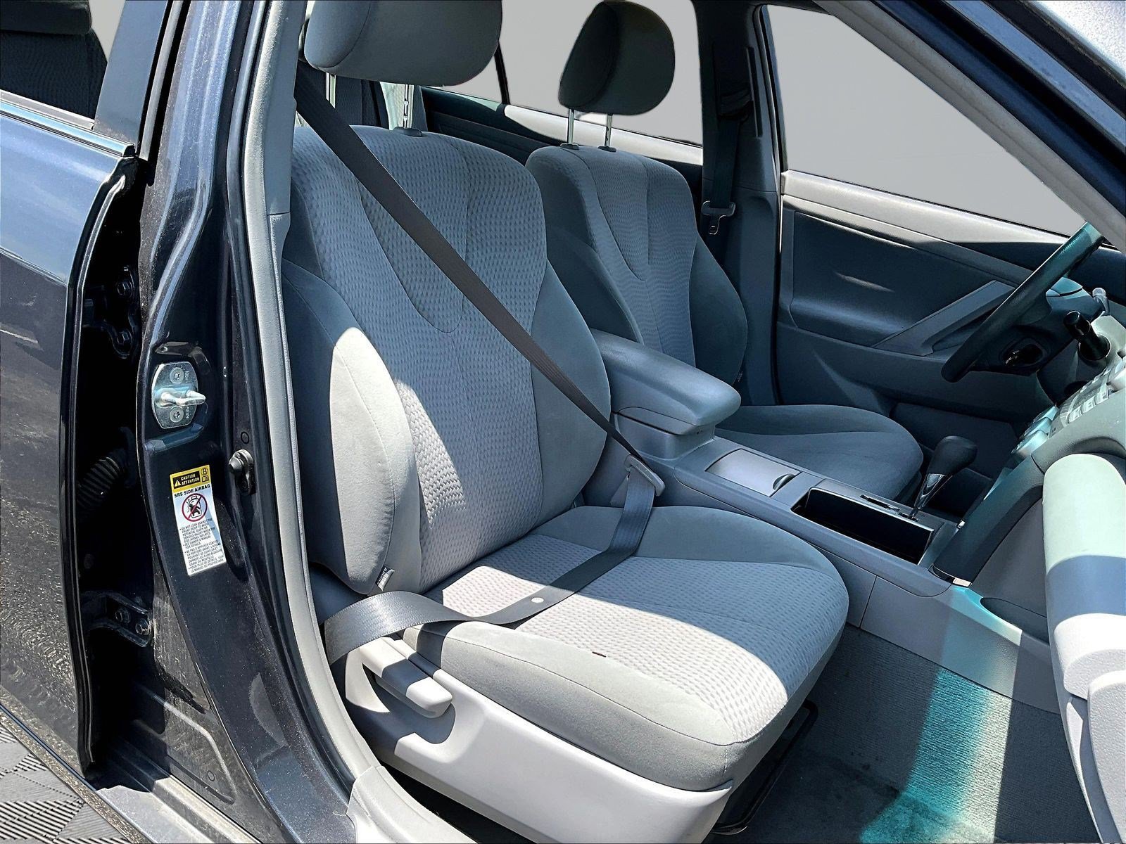 Used 2011 Toyota Camry LE w/ LE Extra-Value Pkg FWD image 27