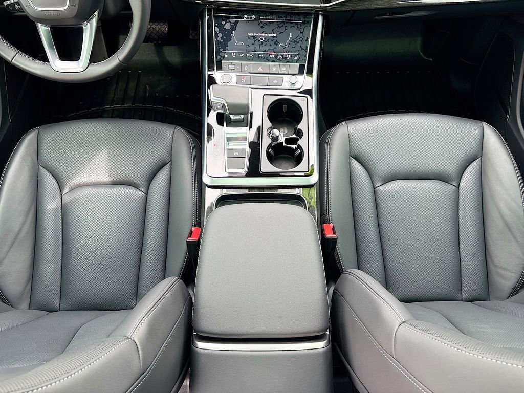 Used 2025 Audi Q8 Premium Plus AWD/4WD image 16