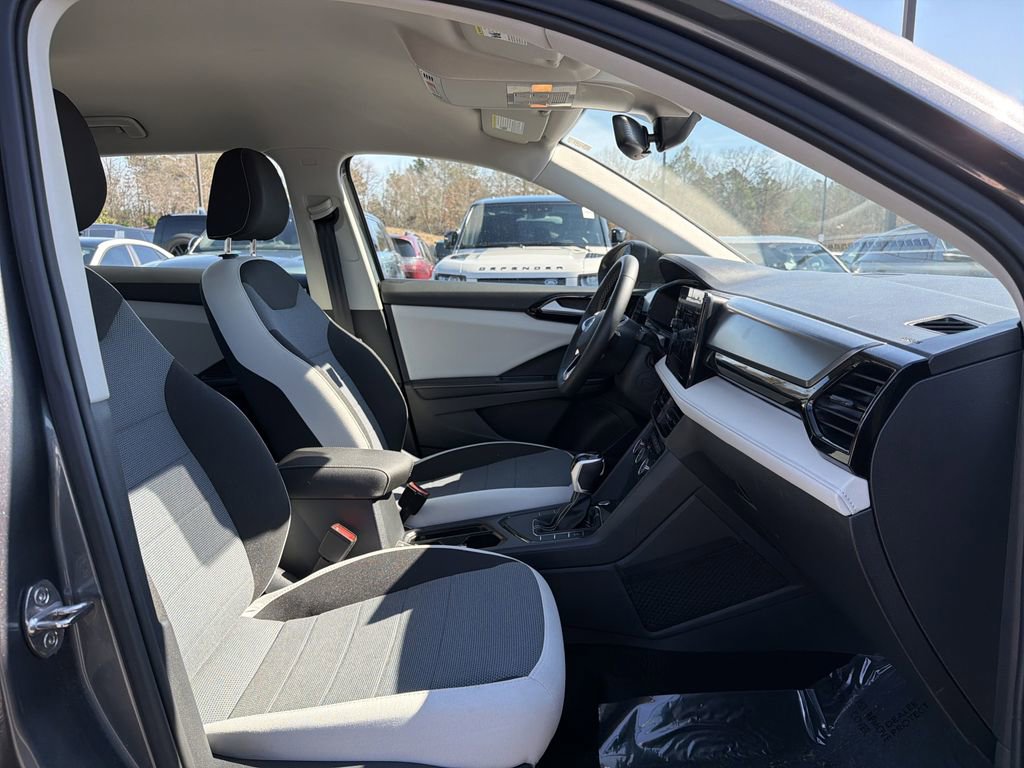 Used 2025 Volkswagen Taos S image 18
