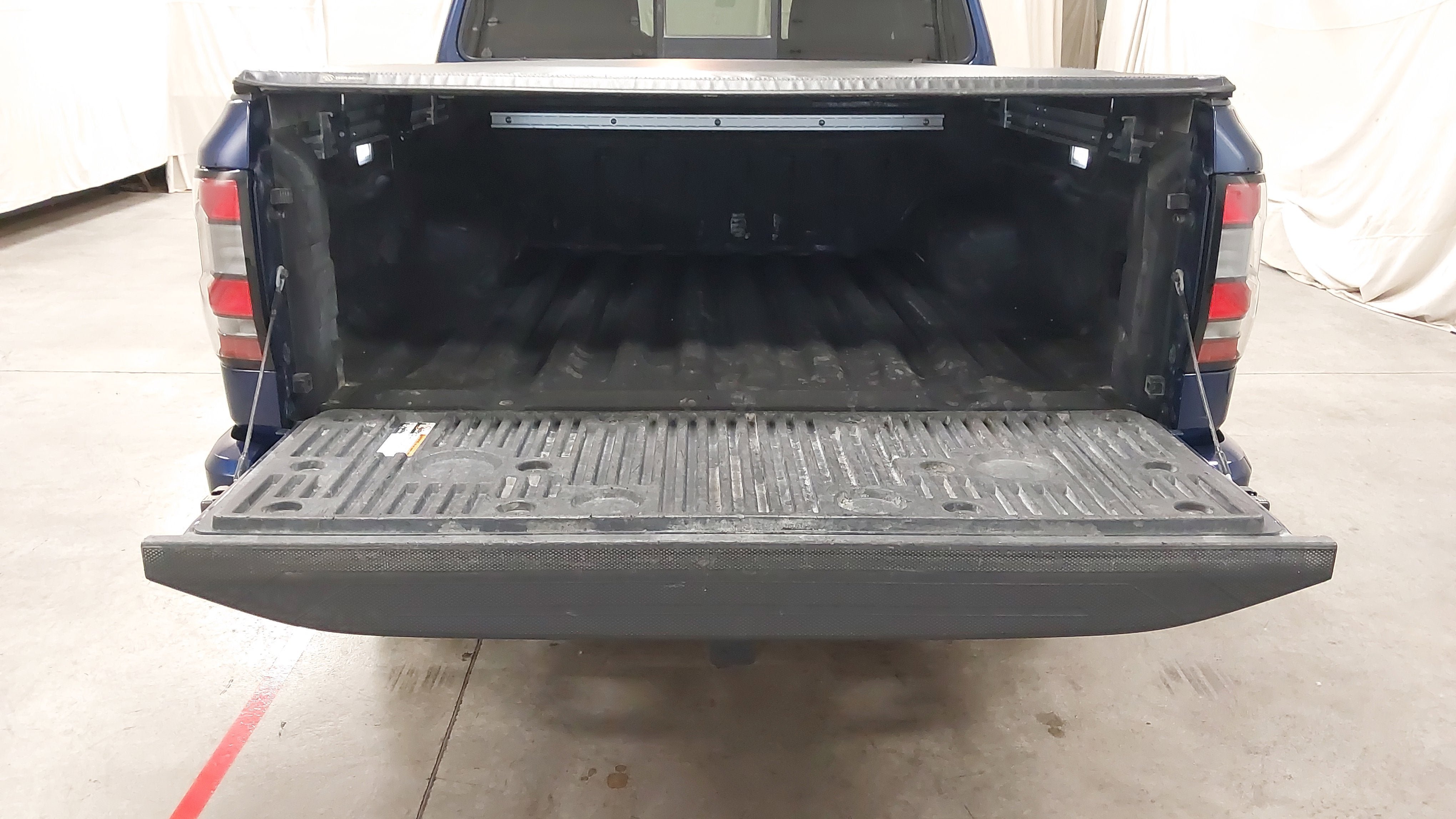 Used 2022 Nissan Frontier SV AWD/4WD image 27