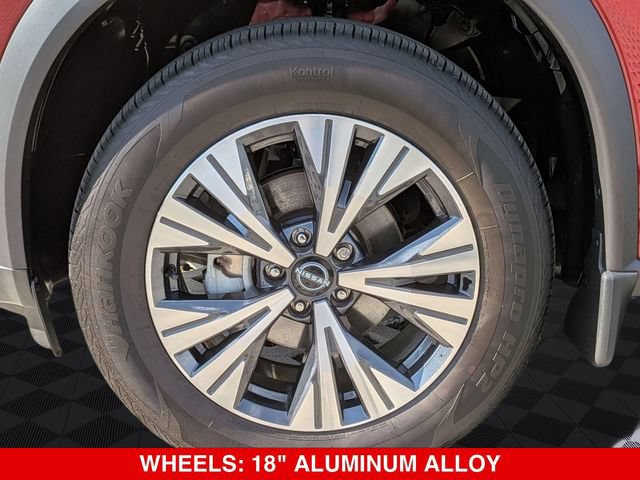 Used 2023 Nissan Rogue SV AWD/4WD image 10