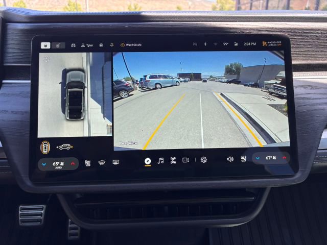 Used 2024 Rivian R1S Adventure image 16