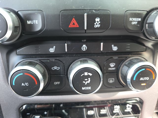 Used 2022 RAM 2500 Big Horn w/ Level C Equiment Group AWD/4WD image 20