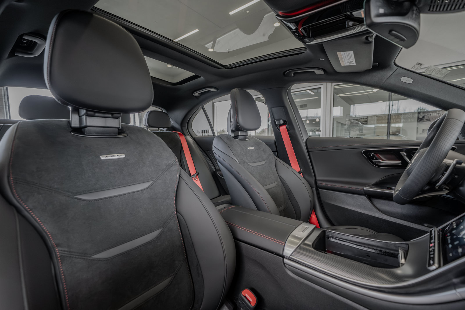 Used 2026 Mercedes-Benz C 43 AMG 4MATIC Sedan image 32