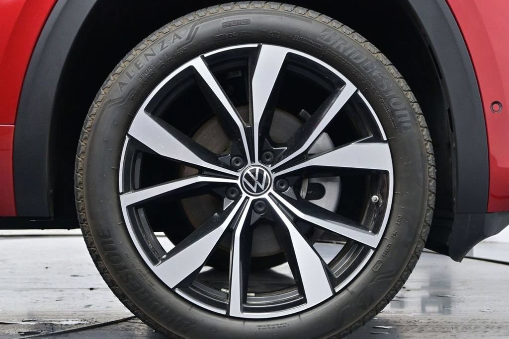 Used 2024 Volkswagen Atlas SEL Premium R-Line AWD/4WD image 55