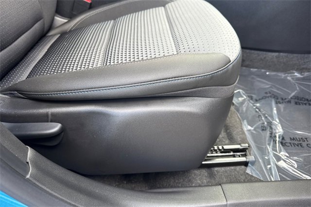 Used 2025 Chevrolet Trax LT w/ Driver Confidence Package image 23