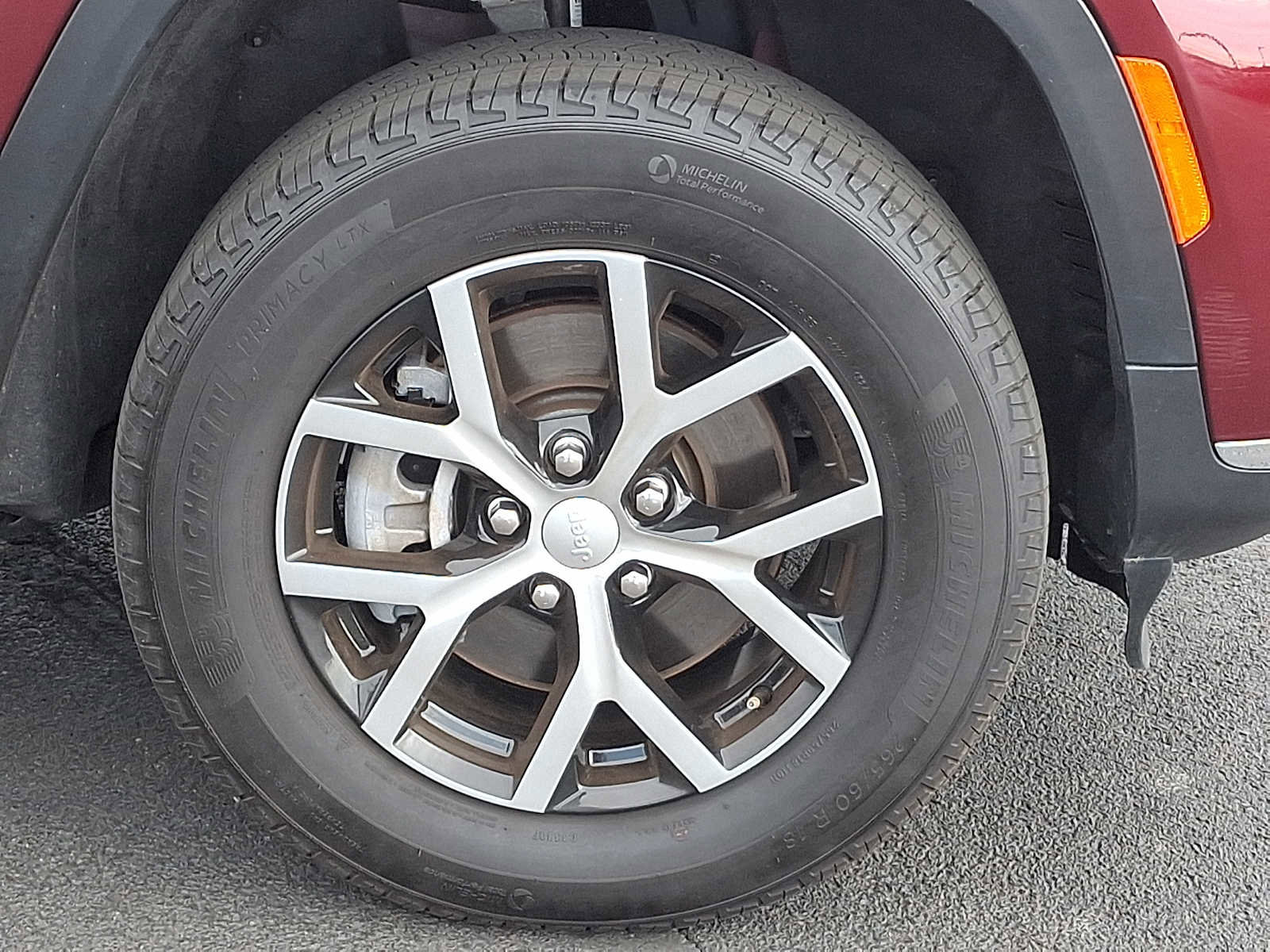 Used 2024 Jeep Grand Cherokee L Limited AWD/4WD image 8