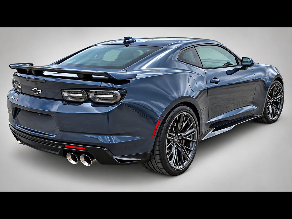 Used 2020 Chevrolet Camaro ZL1 RWD image 39