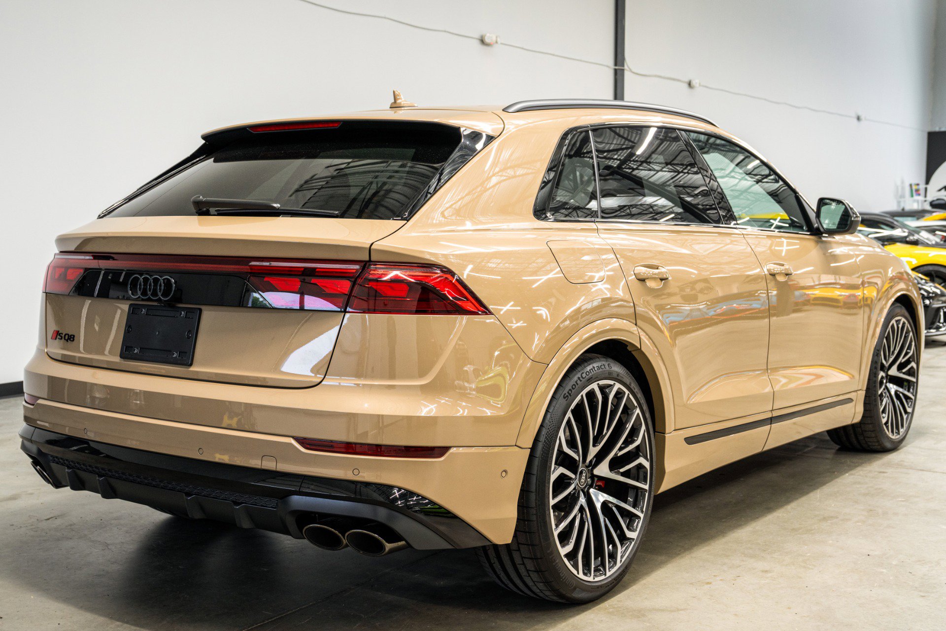 Used 2024 Audi SQ8 Prestige AWD/4WD image 8
