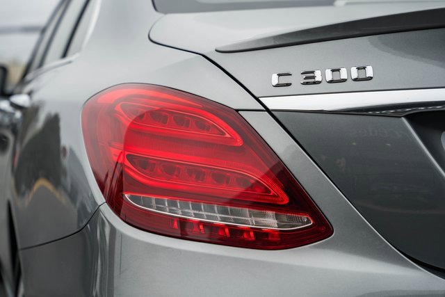 Used 2016 Mercedes-Benz C 300 4MATIC Sedan image 7