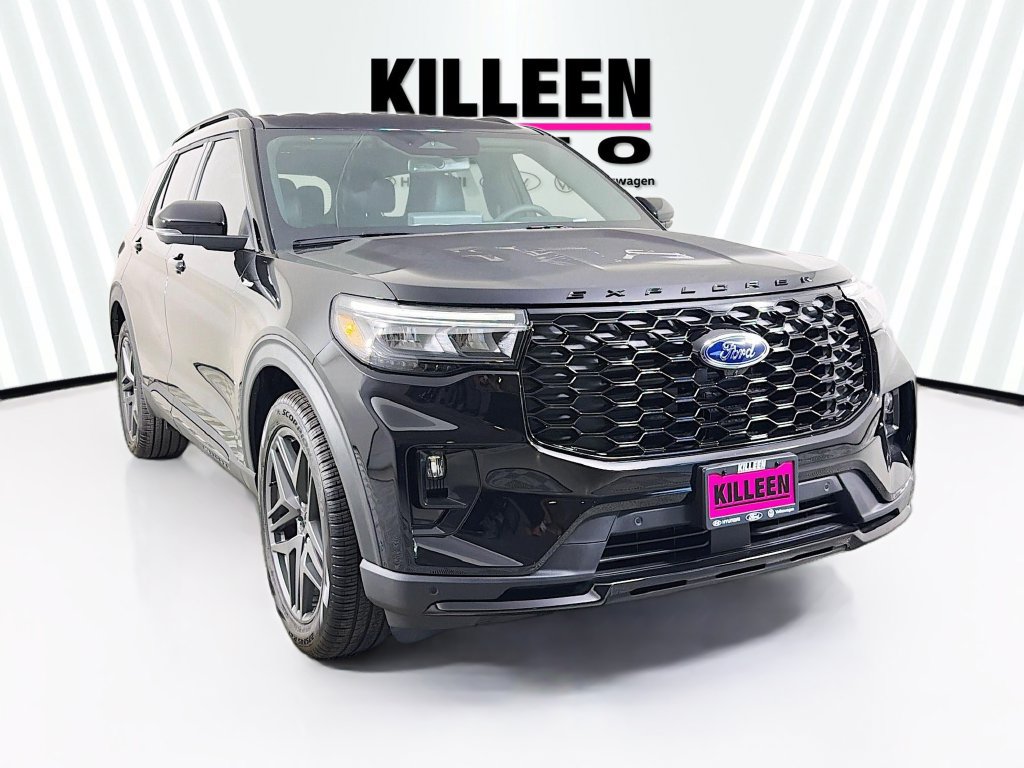 New 2026 Ford Explorer ST-Line w/ ST-Line Street Pack RWD image 1