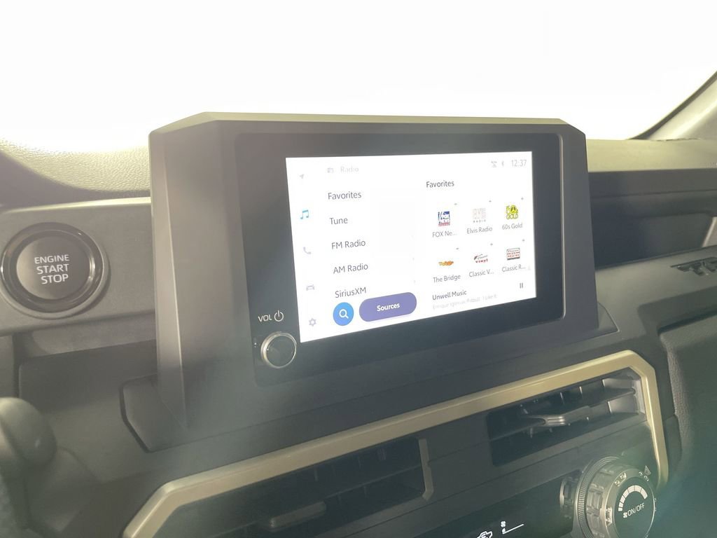 Used 2025 Toyota Tacoma SR image 13