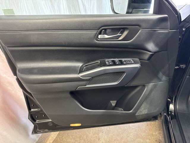 Used 2022 Nissan Pathfinder SL w/ SL Premium Package image 24