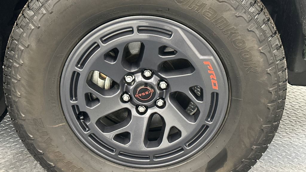 Used 2025 Nissan Frontier PRO-4X w/ Pro Premium Package image 20