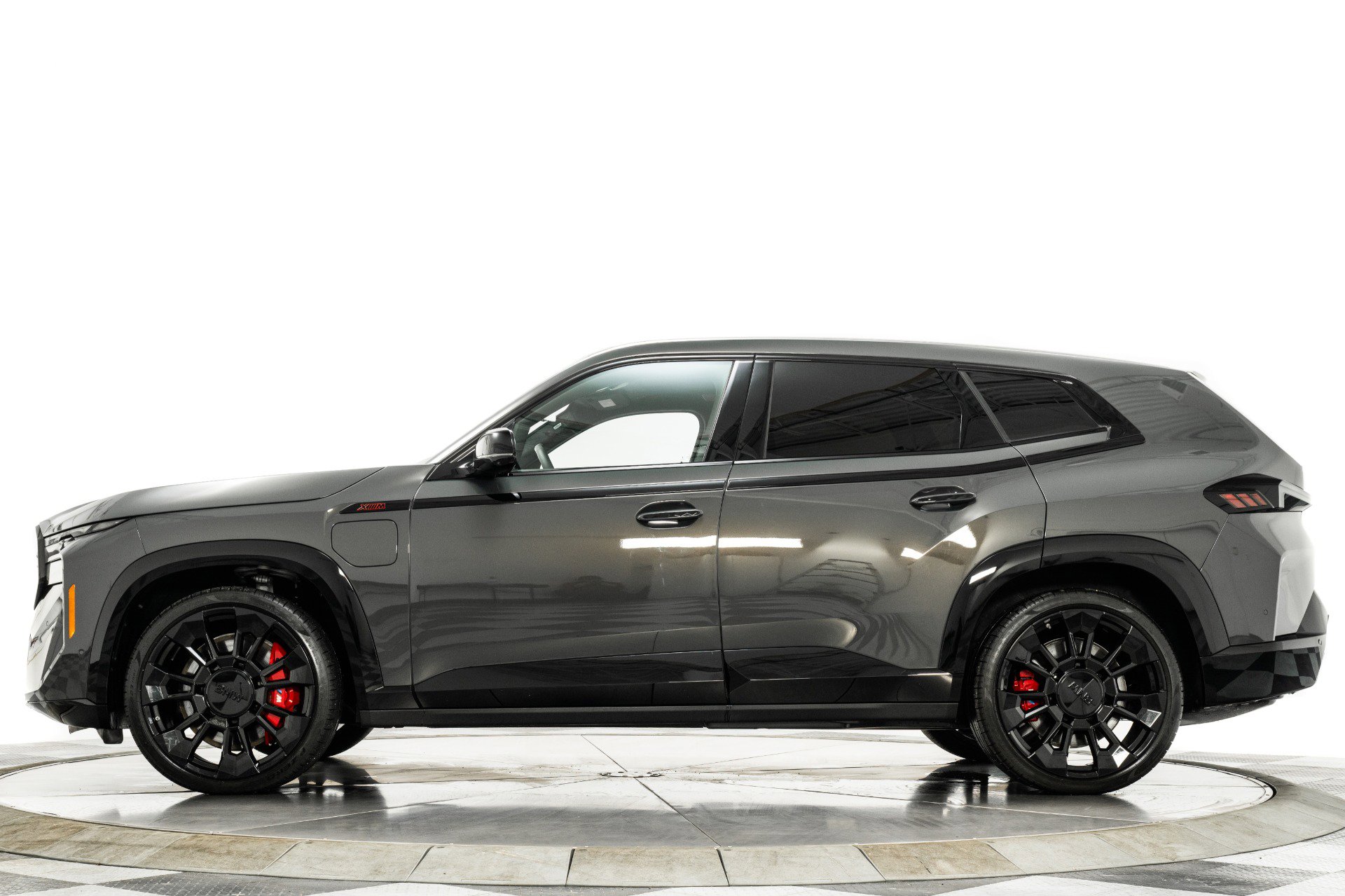 Used 2025 BMW XM Label Red image 6