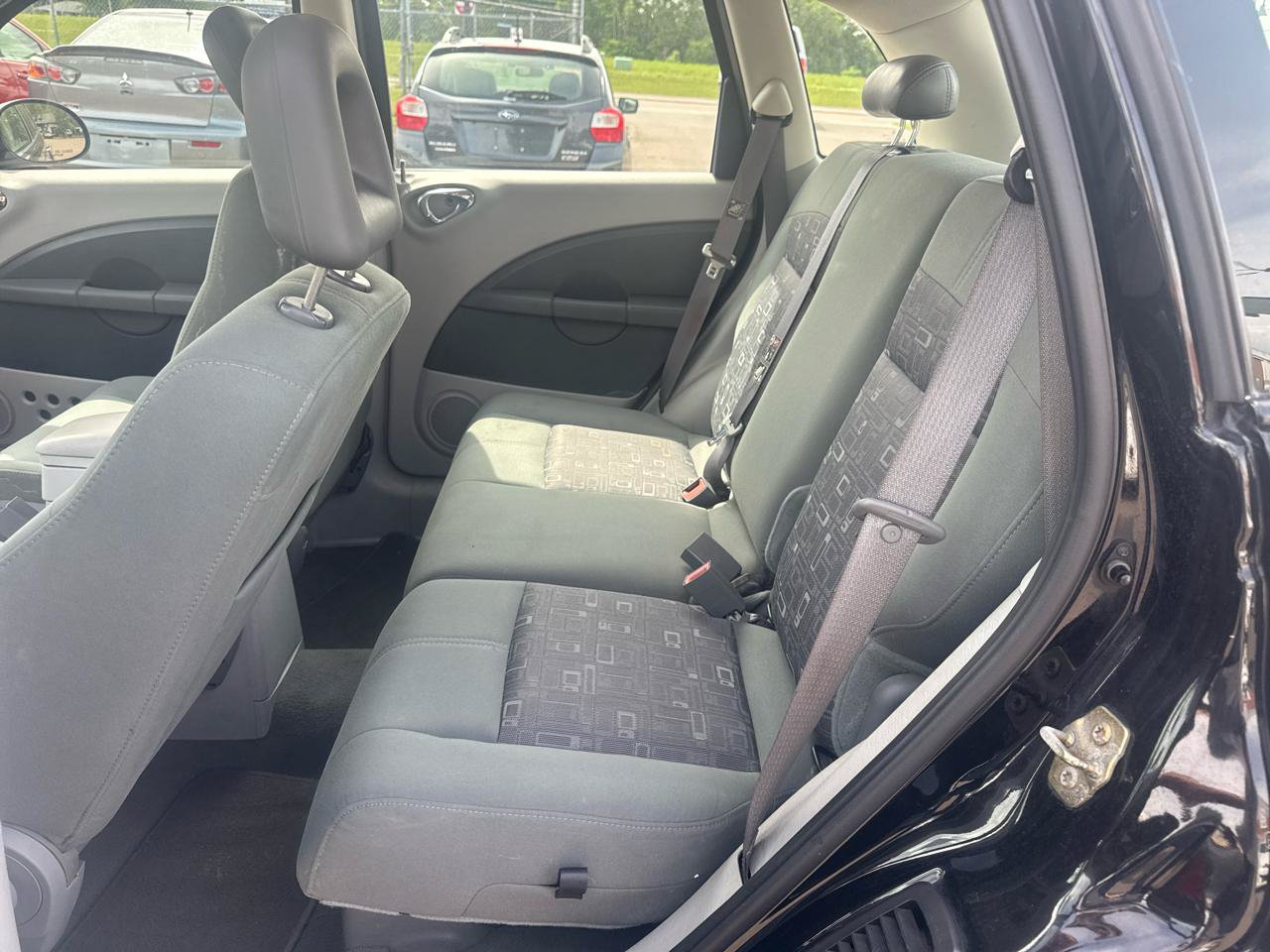 Used 2007 Chrysler PT Cruiser FWD image 11