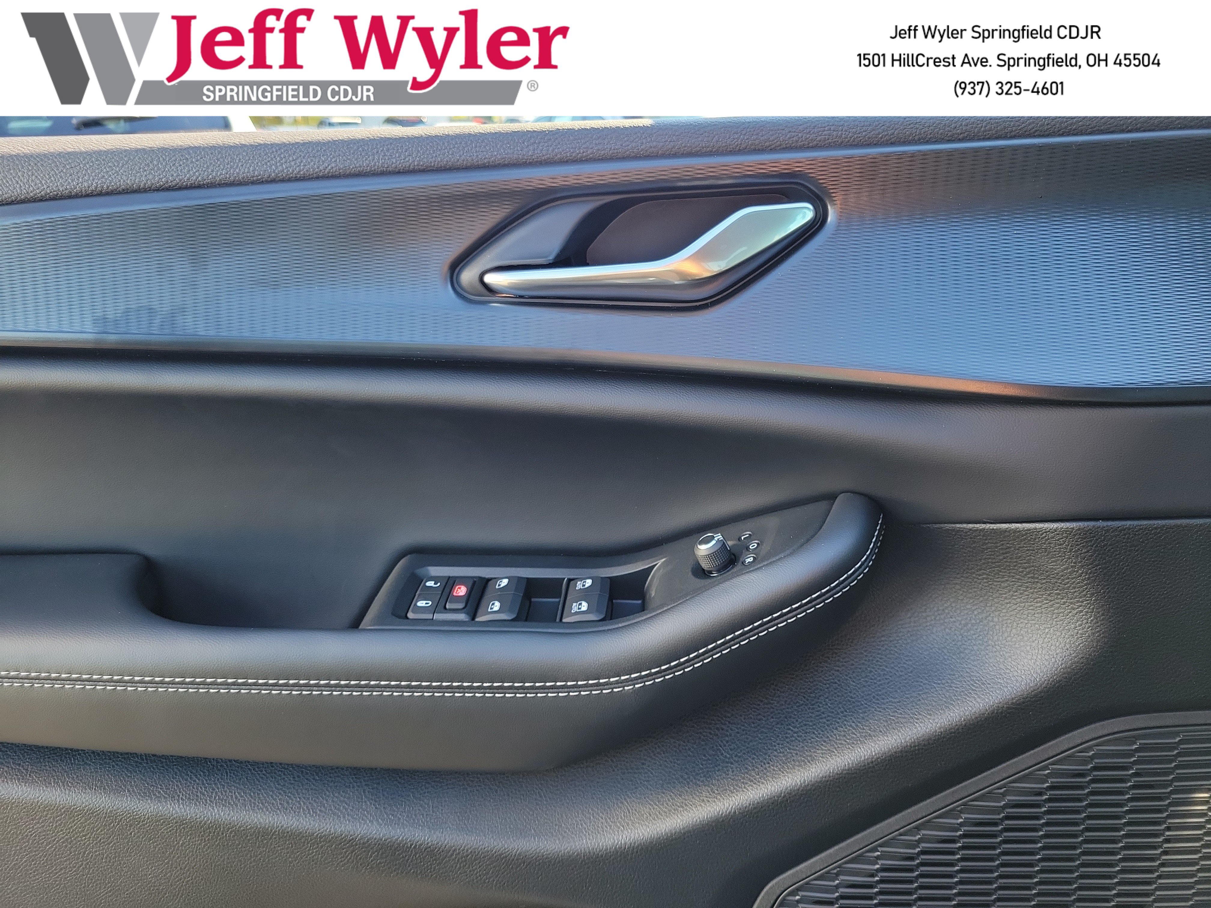 New 2026 Jeep Grand Cherokee Laredo X AWD/4WD image 14