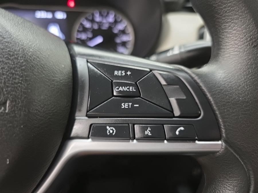 Used 2021 Nissan Versa SV image 20