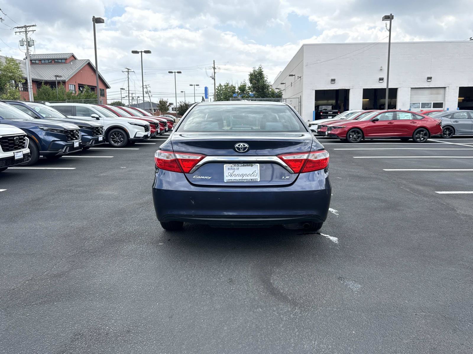 Used 2016 Toyota Camry LE FWD image 22