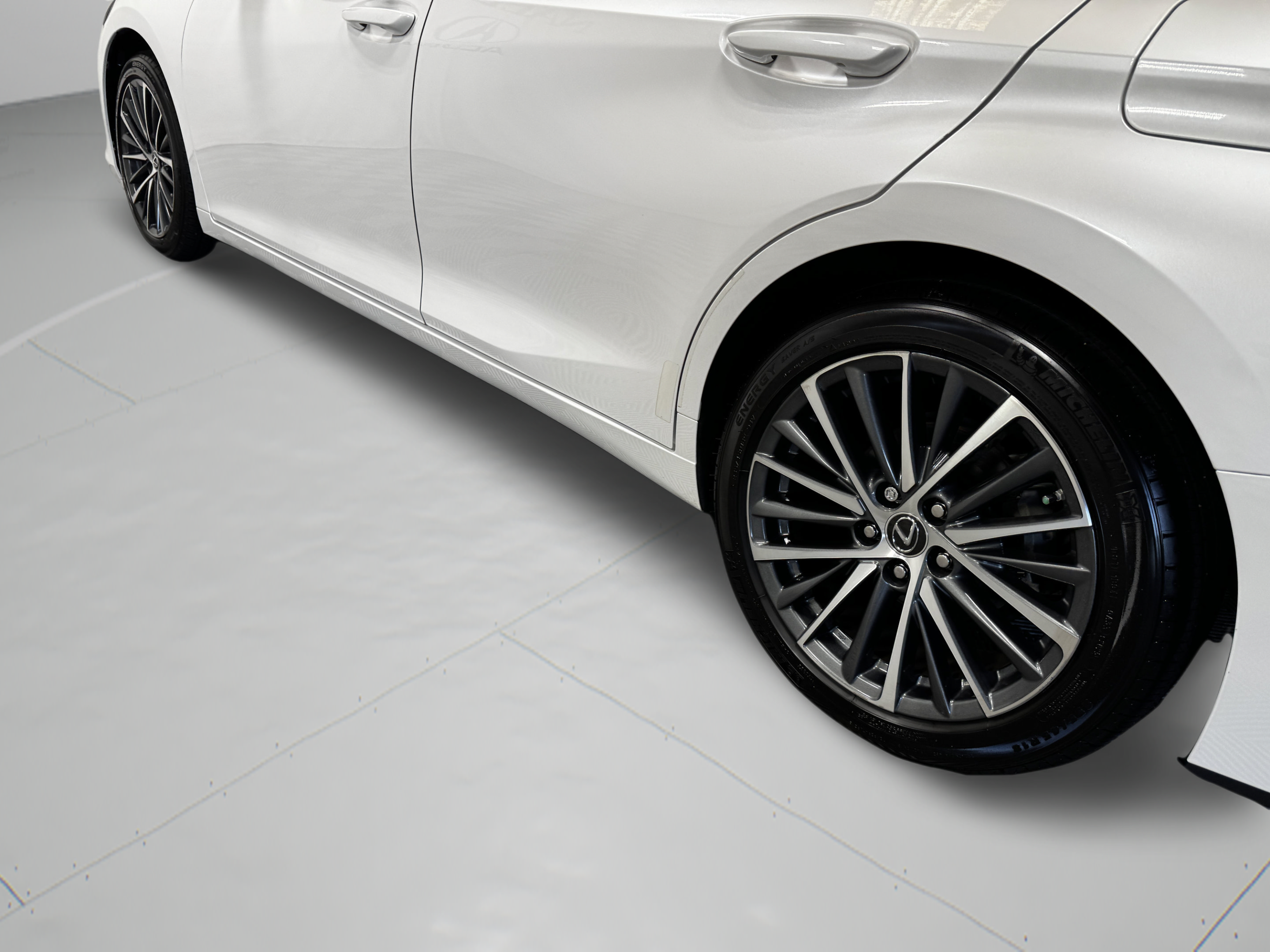 Used 2022 Lexus ES 350 w/ Premium Package FWD image 40