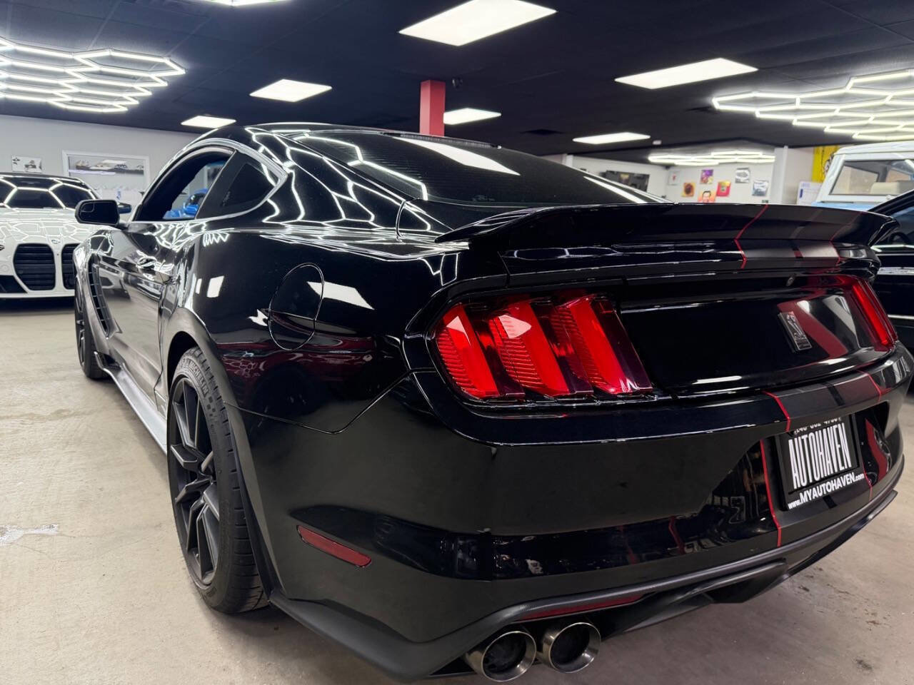 Used 2016 Ford Mustang Shelby GT350 w/ Track Package RWD image 2