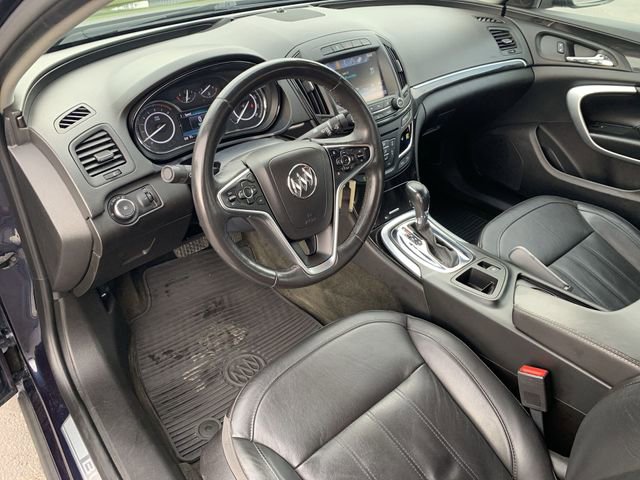 Used 2017 Buick Regal Sport Touring FWD image 10