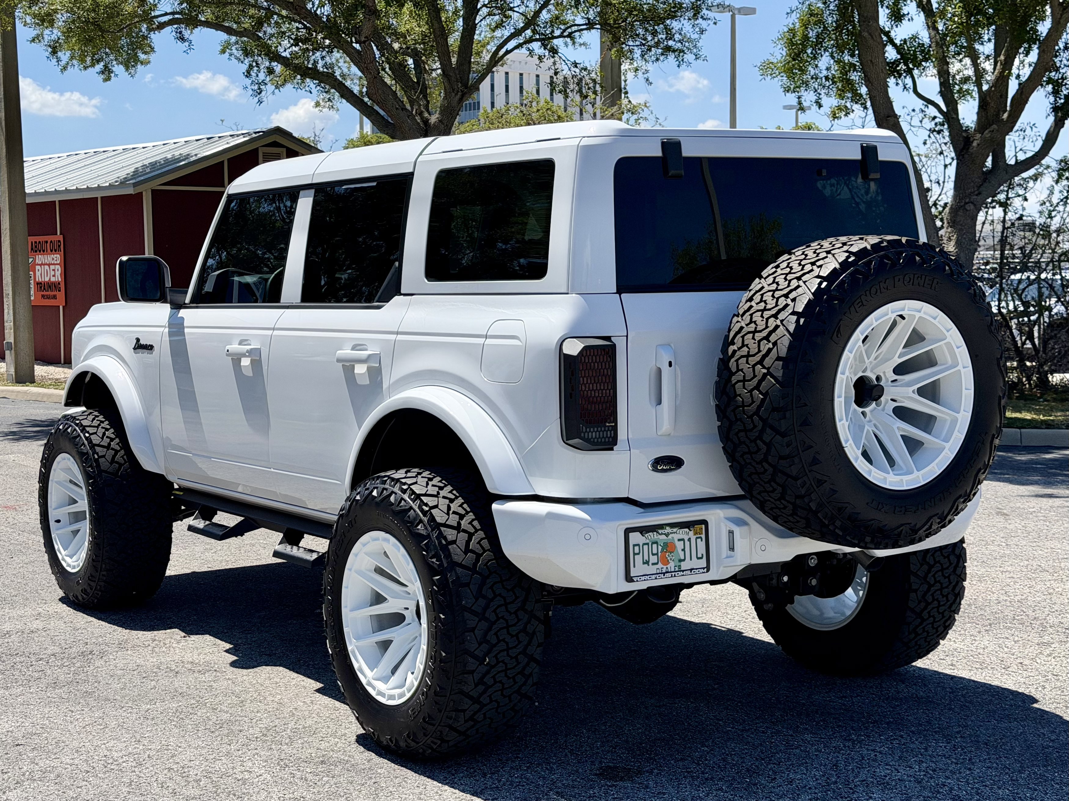 Used 2025 Ford Bronco Big Bend AWD/4WD image 3