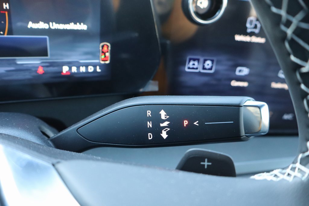 New 2026 Chevrolet Traverse LT w/ Driver Confidence Package image 8