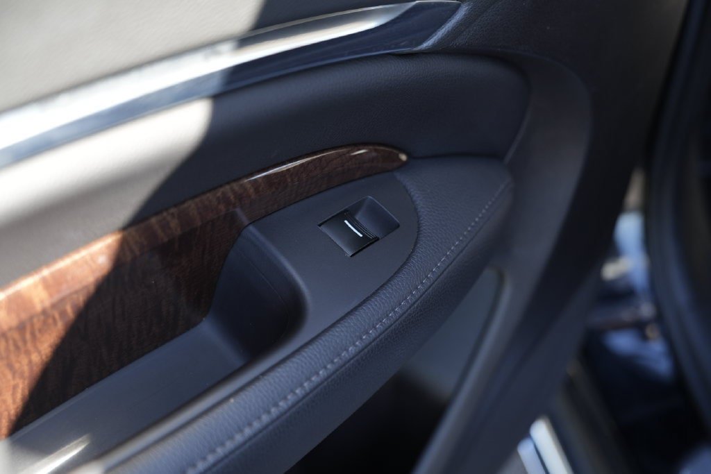 Used 2020 Acura MDX SH-AWD image 30