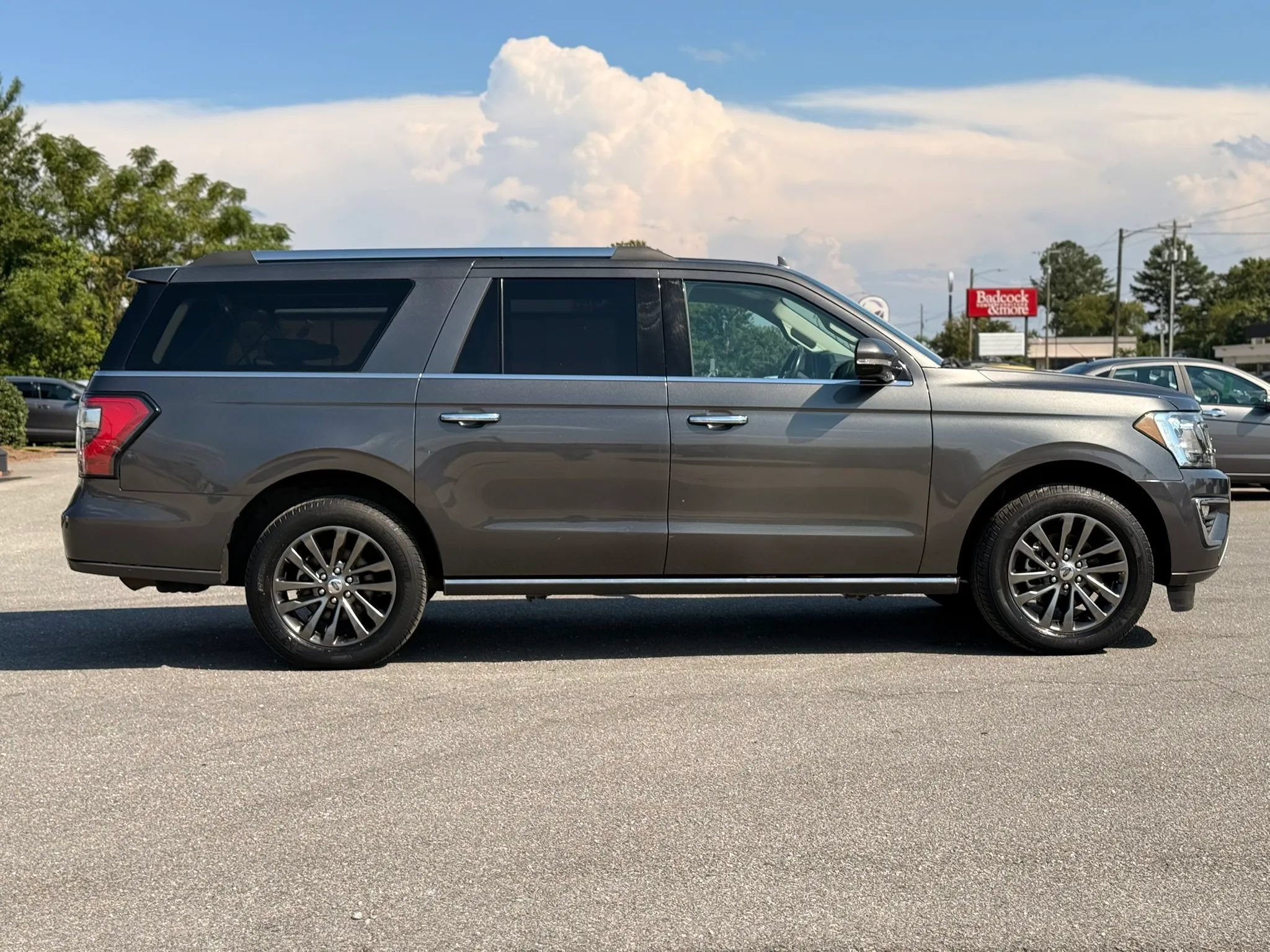 Used 2020 Ford Expedition Max Limited RWD image 11