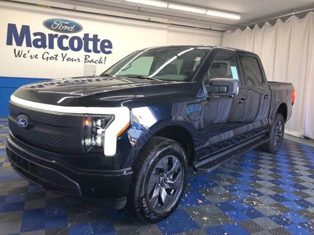New 2025 Ford F150 Lightning Flash