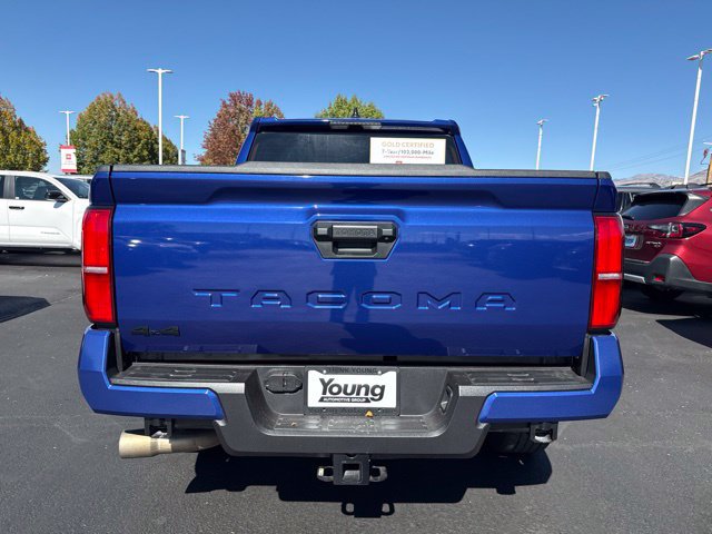 Used 2025 Toyota Tacoma TRD Sport AWD/4WD image 7