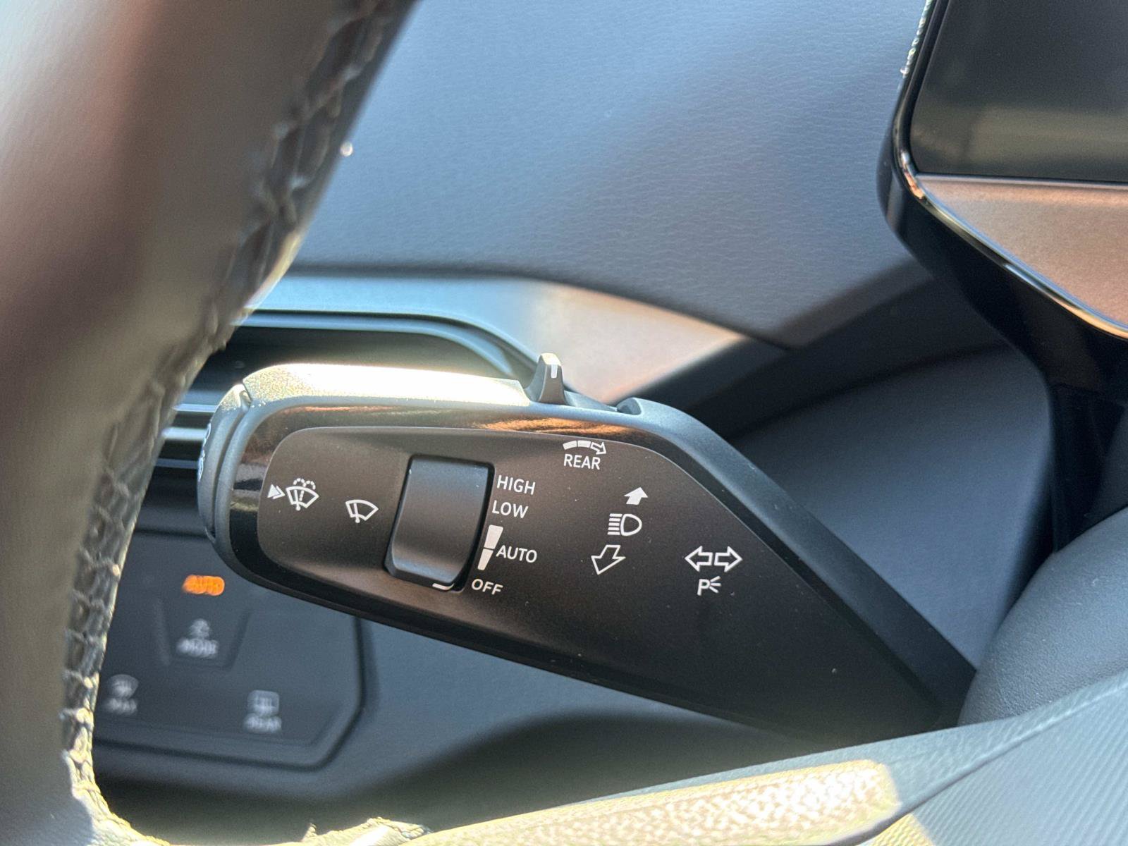 New 2026 Volkswagen ID.4 Pro RWD image 25