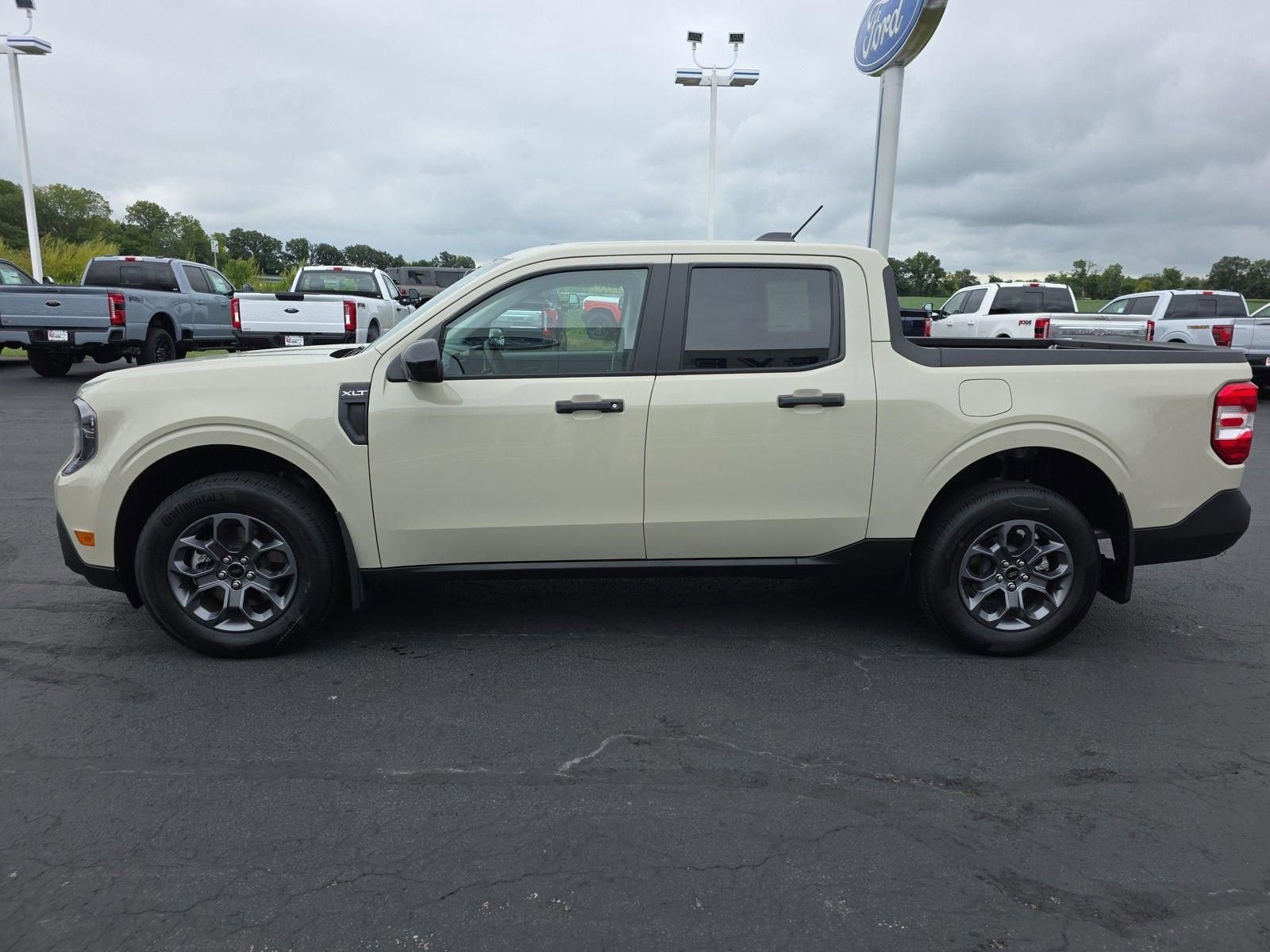 New 2025 Ford Maverick XLT w/ XLT Luxury Package video 2