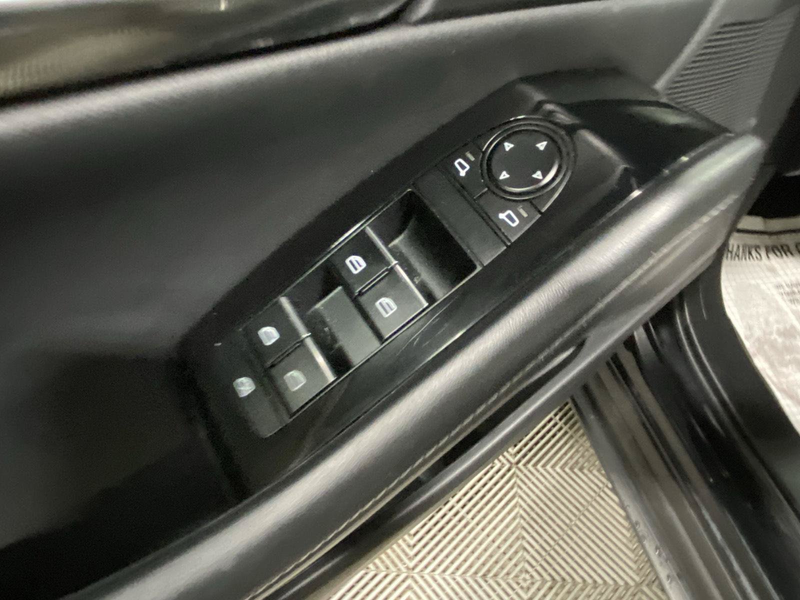 Used 2023 MAZDA CX-30 AWD 2.5 S w/ Preferred Package image 17