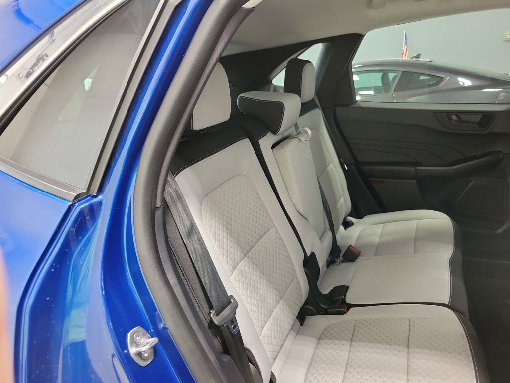 Used 2023 Ford Escape Active image 16