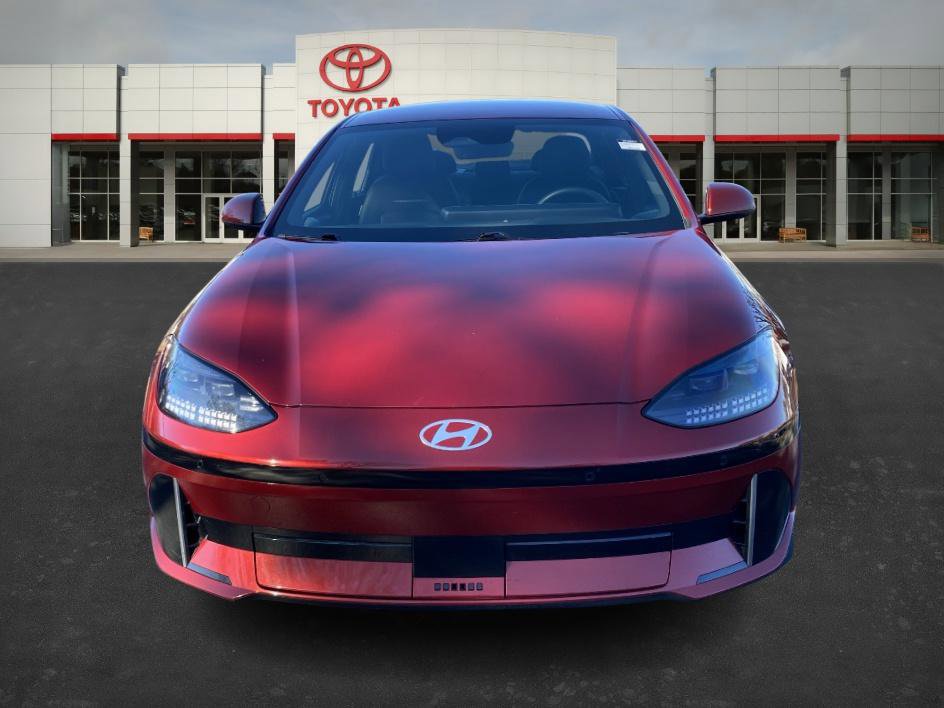 Used 2023 Hyundai Ioniq 6 SEL image 2