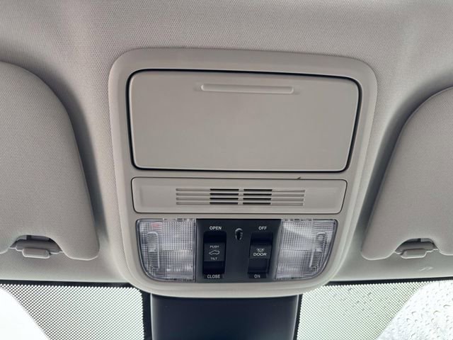 Certified 2025 Honda Odyssey Elite image 29