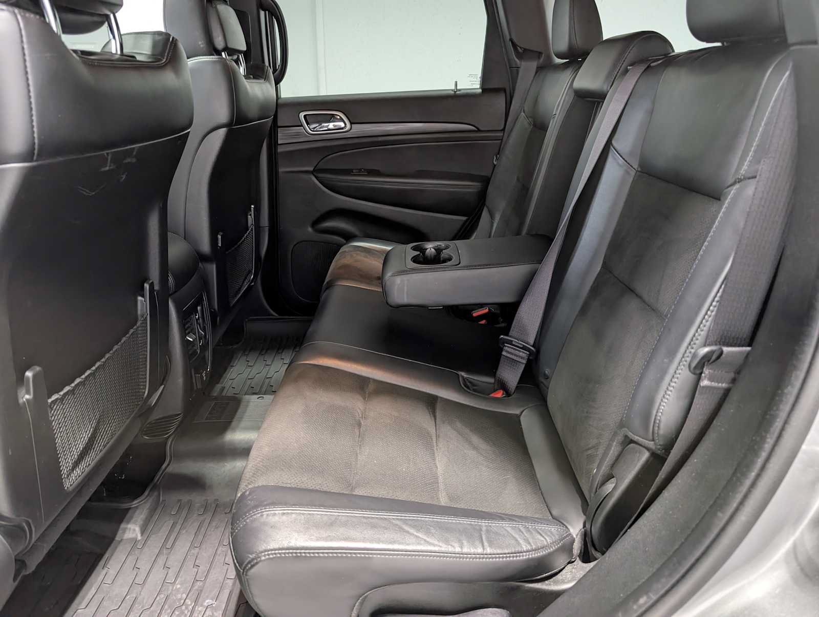Used 2021 Jeep Grand Cherokee Laredo X AWD/4WD image 22