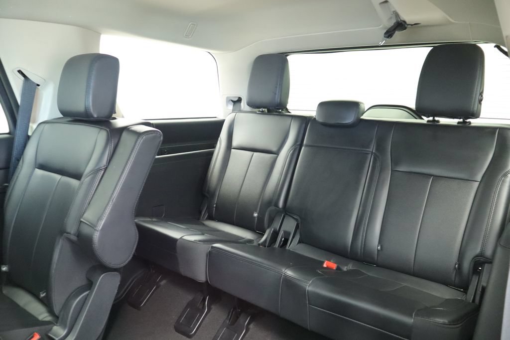 Used 2024 Ford Expedition XLT AWD/4WD image 24