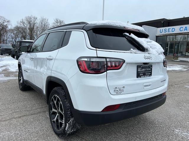 Used 2025 Jeep Compass Limited image 5