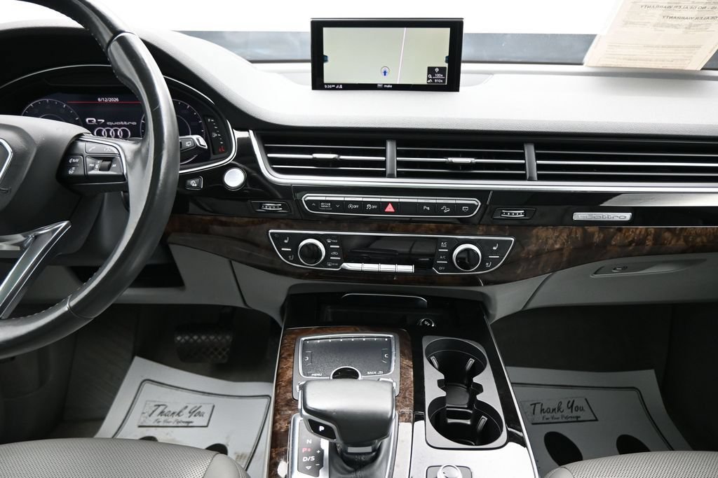 Used 2018 Audi Q7 3.0T Prestige w/ Prestige Package AWD/4WD image 18