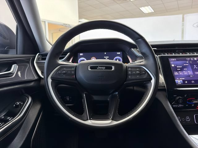 Used 2021 Jeep Grand Cherokee L Laredo w/ Luxury Tech Group I RWD image 16